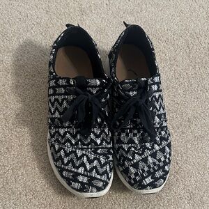 Toms Black and White Patterned Sneakers